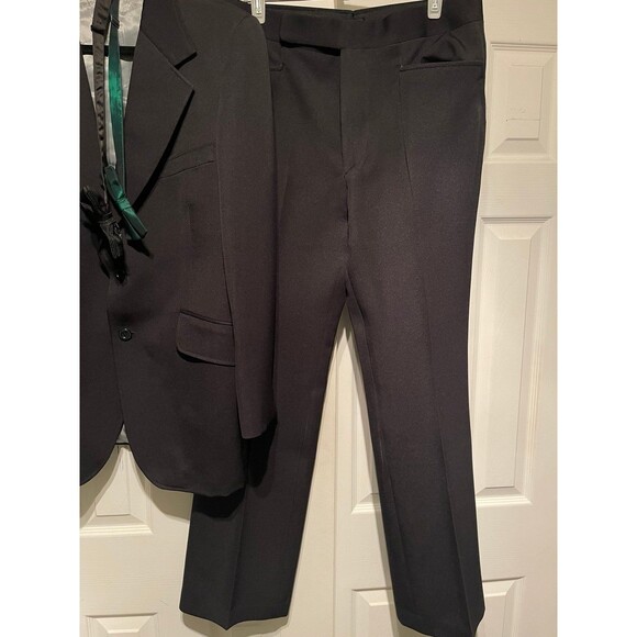 Men’s 3 pc vtg black Tuxedo R42 Pierre Cousteau Suit Formal - Picture 4 of 12